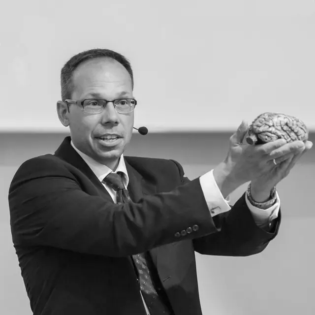 Prof. Dr. Axel Koch